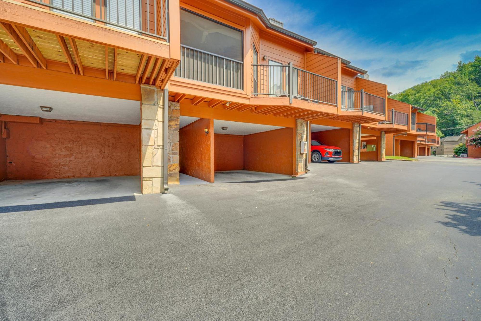 Gatlinburg Mountain Townhome With Pool Access! Экстерьер фото