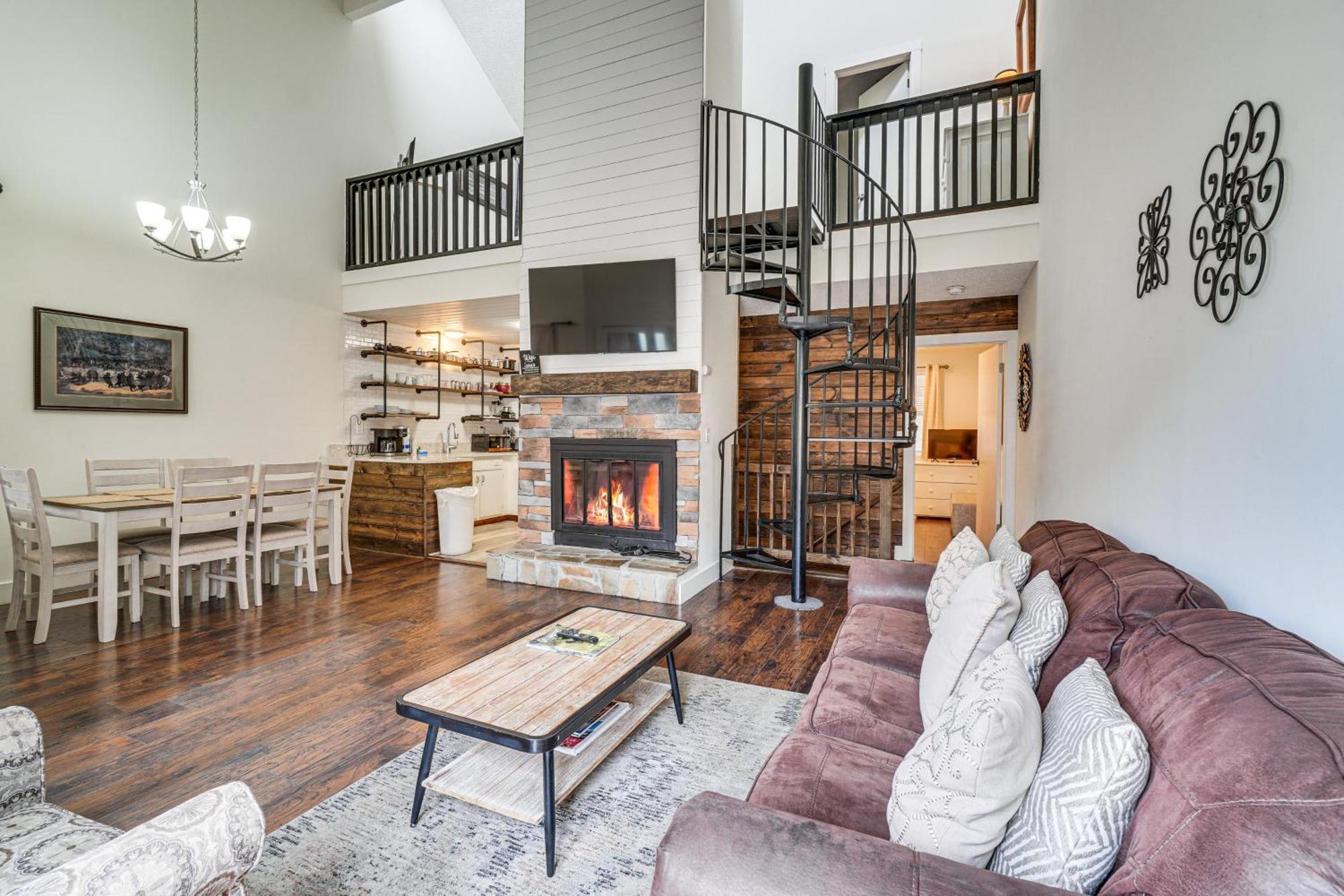 Gatlinburg Mountain Townhome With Pool Access! Экстерьер фото